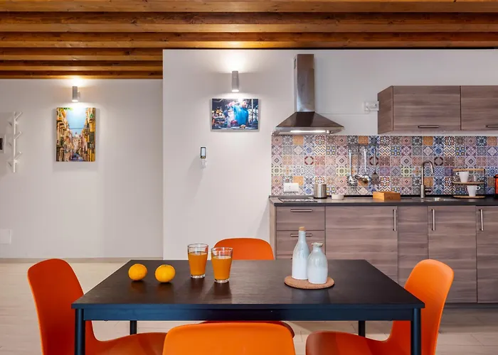 Open Sicily Homes - Near The Central Train Station