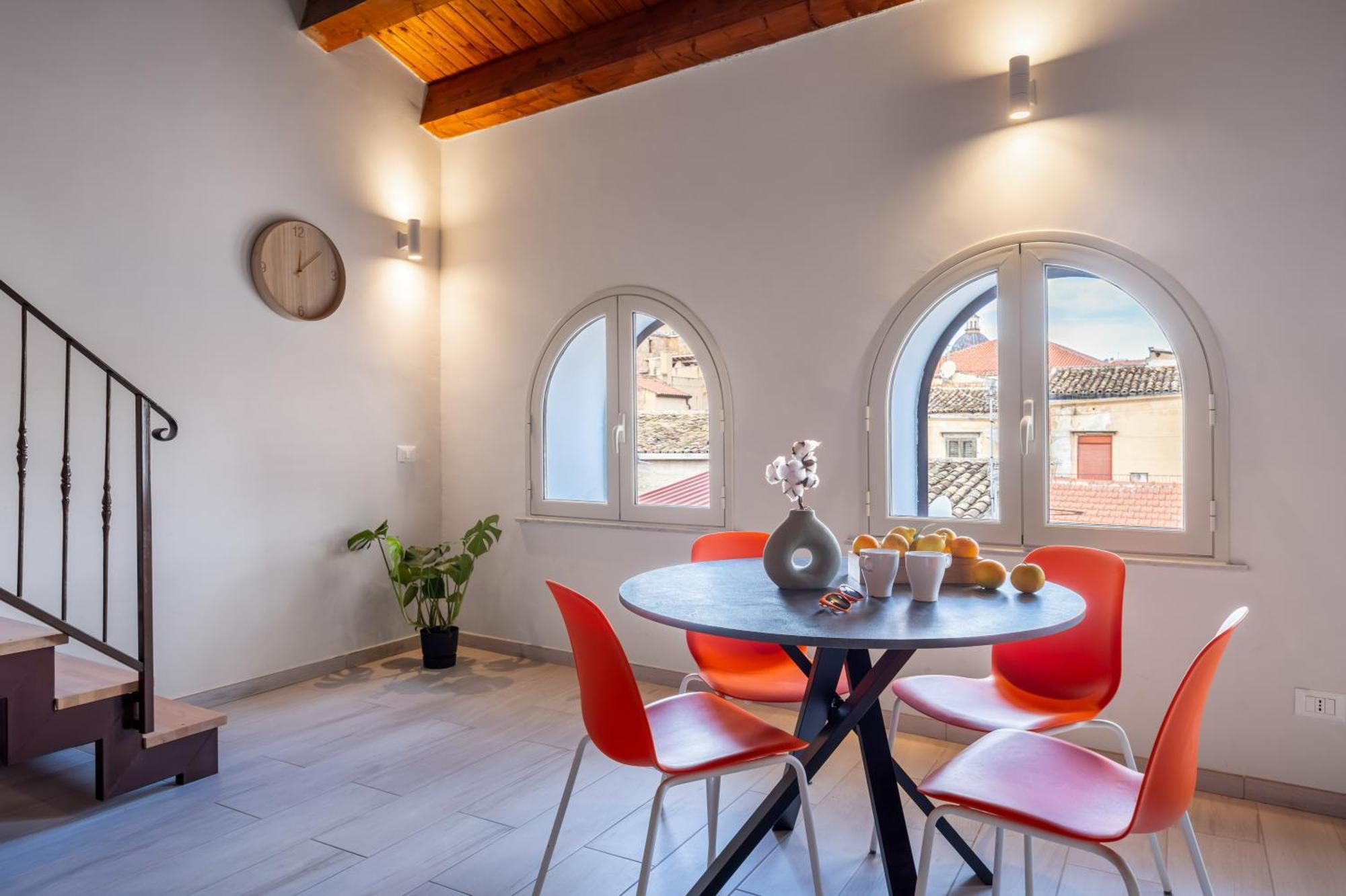 Open Sicily Homes - Near The Train Station *